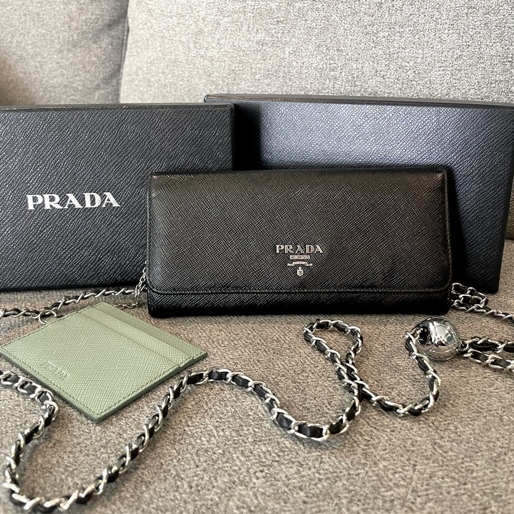 ❌SOLD❌ PRADA WALLET ON CHAIN SET